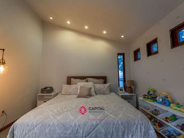 Casa en venta de Lujo Bugambilias zona Sur