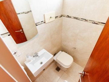 Venta 4 Ambientes con Dependencia y Cochera 105m2