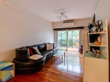 Venta 4 Ambientes con Dependencia y Cochera 105m2