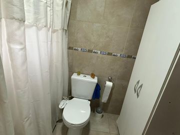 Casa en  49 Y 148. Amplio parque.