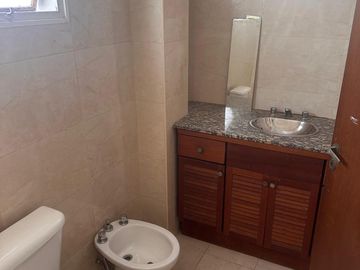 Departamento Venta 4 Amb c /Dep Barracas 2 Balcones 2 Espacio Guarda Coche Luminoso Imperdible