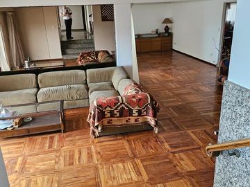 Departamento Venta 4 Amb c /Dep Barracas 2 Balcones 2 Espacio Guarda Coche Luminoso Imperdible