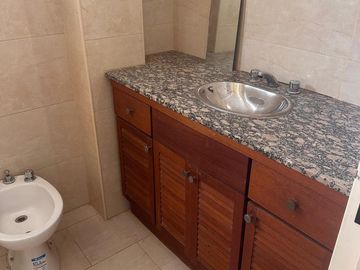 Departamento Venta 4 Amb c /Dep Barracas 2 Balcones 2 Espacio Guarda Coche Luminoso Imperdible