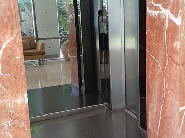 Departamento PISO  en  BELGRANO 214M2 con COCHERA  4amb depend