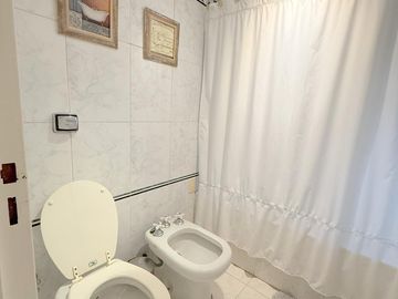 Departamento PISO  en  BELGRANO 214M2 con COCHERA  4amb depend