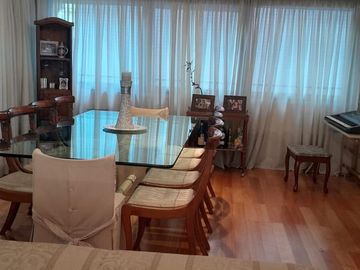 Departamento PISO  en  BELGRANO 214M2 con COCHERA  4amb depend