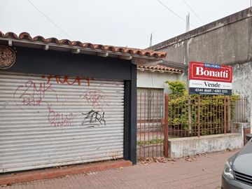 Casa en  BANFIELD O
