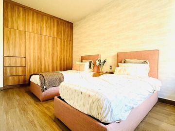 Casa de Reconocido Arquitecto en Zibata