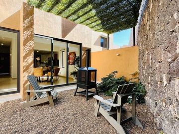 Casa en la Mejor Ubicacion de Zibata