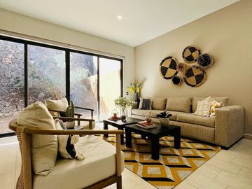 Casa en la Mejor Ubicacion de Zibata
