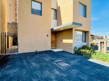 Casa en Zibata con Espacios Unicos
