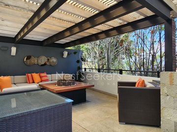 CASA EN VENTA EN EL CENTRO DE AVANDARO A UNOS CUANTOS PASOS DE LA ZONA COMERCIAL