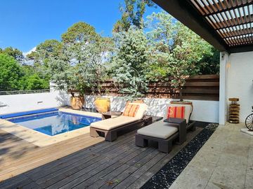 CASA EN VENTA EN EL CENTRO DE AVANDARO A UNOS CUANTOS PASOS DE LA ZONA COMERCIAL
