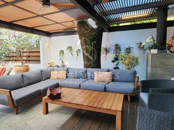 CASA EN VENTA EN EL CENTRO DE AVANDARO A UNOS CUANTOS PASOS DE LA ZONA COMERCIAL