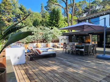 CASA EN VENTA EN EL CENTRO DE AVANDARO A UNOS CUANTOS PASOS DE LA ZONA COMERCIAL