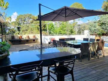 CASA EN VENTA EN EL CENTRO DE AVANDARO A UNOS CUANTOS PASOS DE LA ZONA COMERCIAL