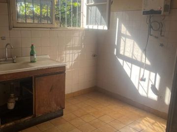 Vendo casa a pasos de la Gran avenida