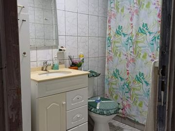 Vendo amplia casa en sector Villa Aldebarán, V. Alemana