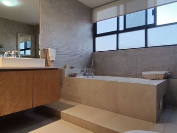 SE VENDE O SE RENTA (AMUEBLADO LA RENTA) ESPECTACULAR PENT HOUSE EN POLANCO (V)