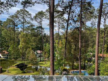 CASA MODERNA EN CONDOMINIO, BOSQUE VERDE