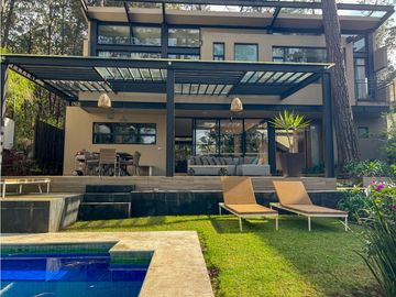 CASA MODERNA EN CONDOMINIO, BOSQUE VERDE