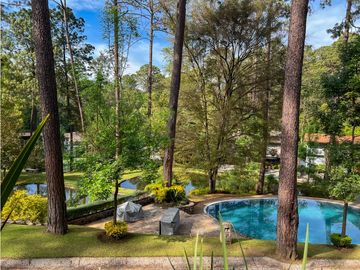 CASA MODERNA EN CONDOMINIO, BOSQUE VERDE