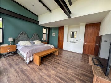 CASA MODERNA EN CONDOMINIO, BOSQUE VERDE