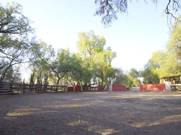 HERMOSA HACIENDA CON 9 RECÁMARAS