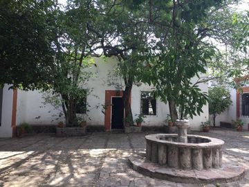 HERMOSA HACIENDA CON 9 RECÁMARAS