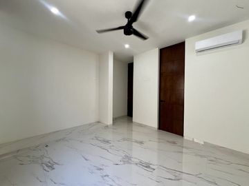 Casa en venta en privada residencial zona de Chablekal