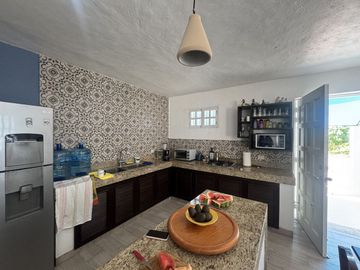CASA EN VENTA EN SEGUNDA FILA DE LAS PLAYAS DE TELCHAC PUERTO