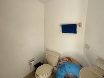 CASA EN VENTA EN SEGUNDA FILA DE LAS PLAYAS DE TELCHAC PUERTO