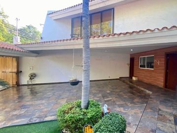 Venta Casa / Col Las Quintas / Culiacán