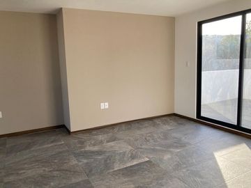 CASA EN VENTA CON 3 RECÁMARAS DENTRO DEL FRACCIONAMIENTO PUNTA LOMA