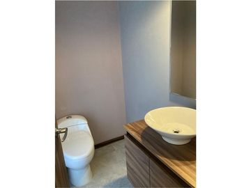 CASA EN VENTA CON 3 RECÁMARAS DENTRO DEL FRACCIONAMIENTO PUNTA LOMA