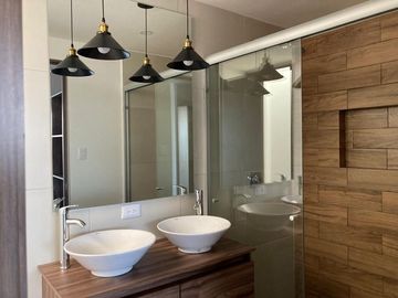 CASA EN VENTA CON 3 RECÁMARAS DENTRO DEL FRACCIONAMIENTO PUNTA LOMA