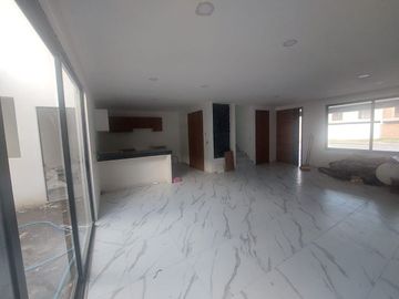 VENTA DE CASA NUEVA 3 RECAMARAS CADA UNA CON BAÑO FRACCIONAMIENTO PUNTA LOMA,