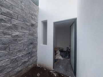 VENTA DE CASA NUEVA 3 RECAMARAS CADA UNA CON BAÑO FRACCIONAMIENTO PUNTA LOMA,