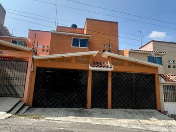 Casa Venta Lomas del Bosque, 3 Recamaras
