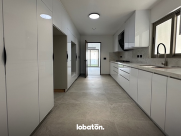 CASA EN VENTA LOMAS DEL CAMPESTRE
