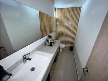 SE VENDE ESPECTACULAR CASA ESQUINERA  EN JAMUNDI