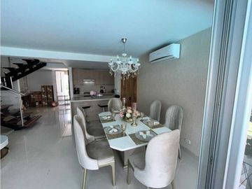 SE VENDE ESPECTACULAR CASA ESQUINERA  EN JAMUNDI