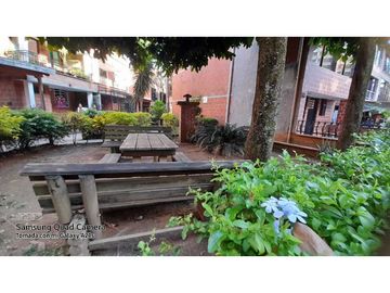 VENDO CASA FRENTE AL EXITO, CENTRO COMERCIAL PUERTA DEL NORTE NIQUIA