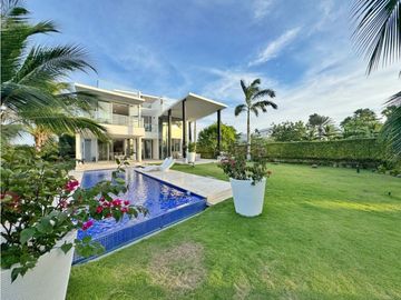 Venta CASA DE PLAYA de LUJO con SALIDA AL MAR en Palma Real Cartagena
