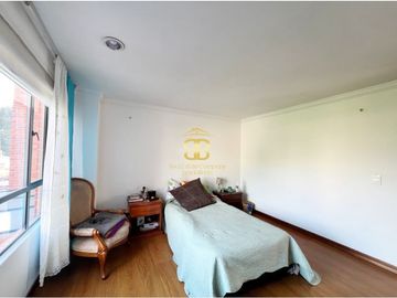 SE VENDE ESPECTACULAR CASA EN CHIA