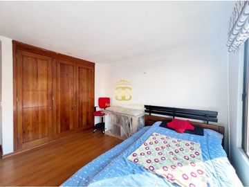 SE VENDE ESPECTACULAR CASA EN CHIA