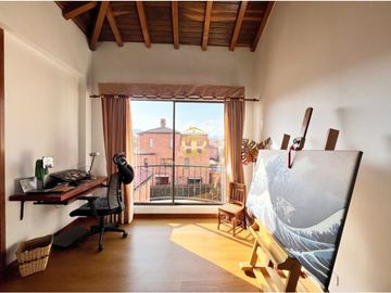 SE VENDE ESPECTACULAR CASA EN CHIA