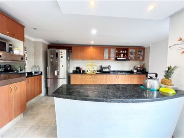 SE VENDE ESPECTACULAR CASA EN CHIA