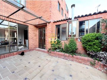 SE VENDE ESPECTACULAR CASA EN CHIA