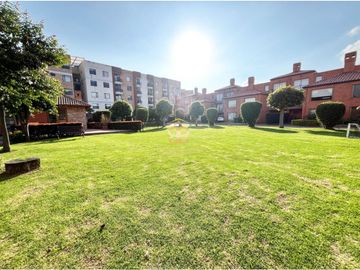 SE VENDE ESPECTACULAR CASA EN CHIA